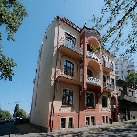 Bluesky Ultra-Central Premium Apartment Oradea Exteriér fotografie