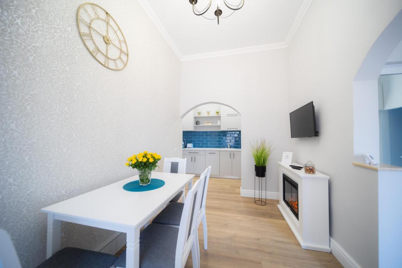 Bluesky Ultra-Central Premium Apartment Oradea Exteriér fotografie