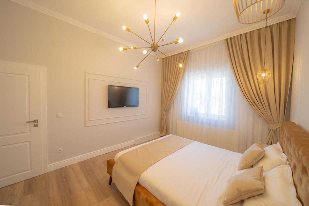 Bluesky Ultra-Central Premium Apartment Oradea Exteriér fotografie